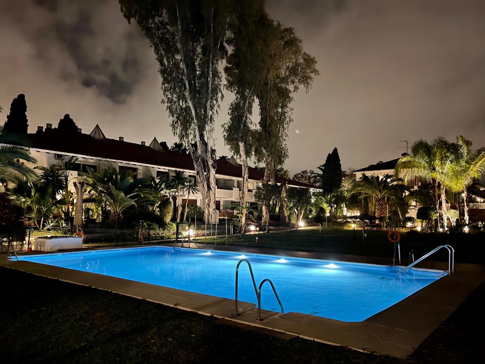 Puerto Banus Crystal Suite Marbella Exterior photo